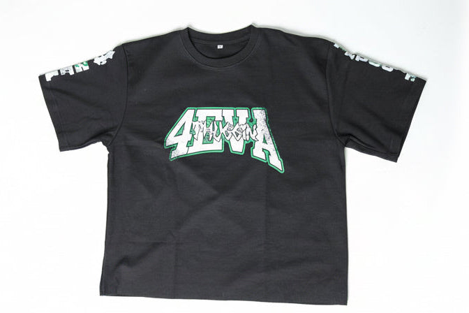 4evaThuggin “cropped” T-shirt