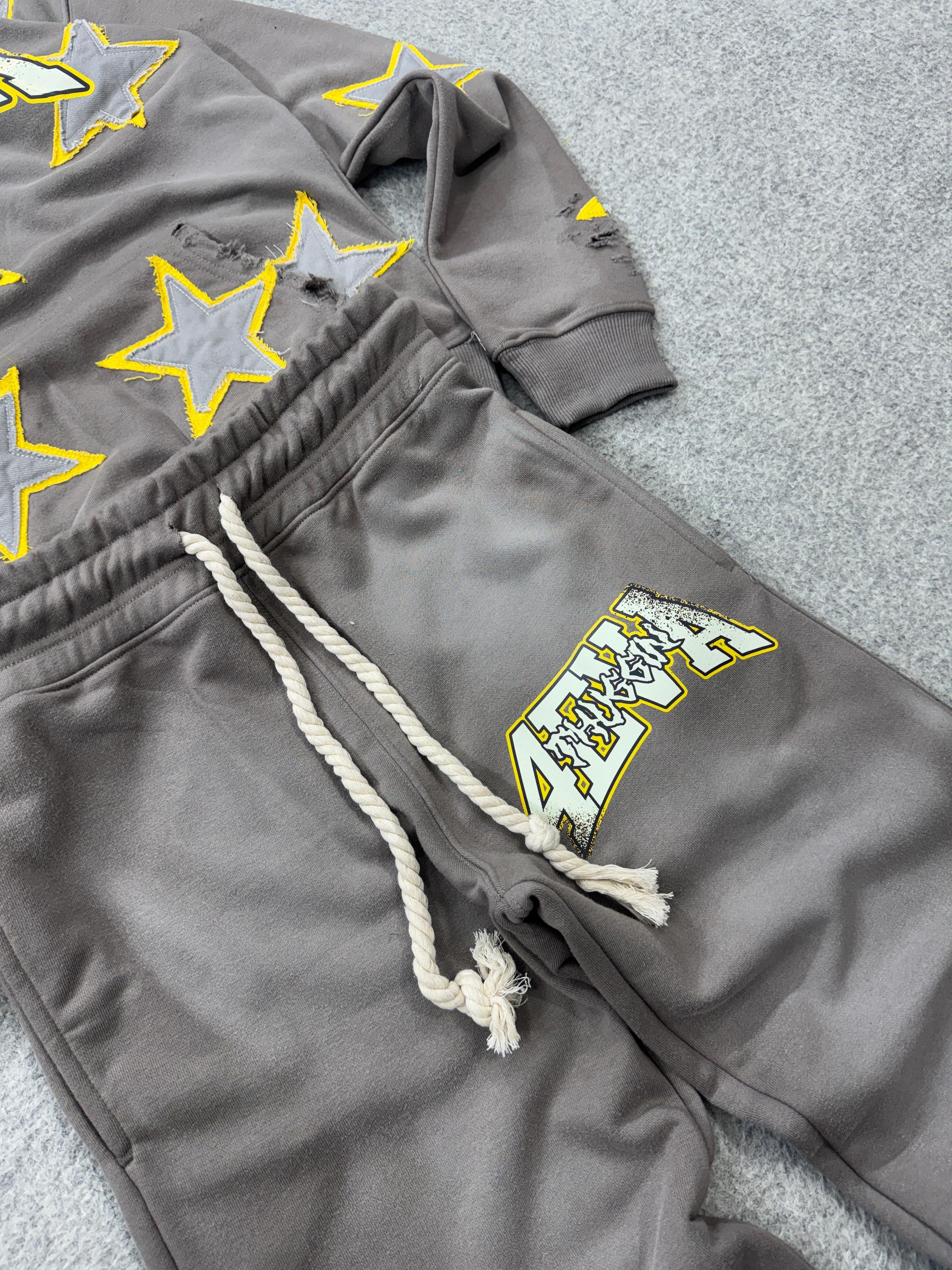 Starred appliqué sweatsuit