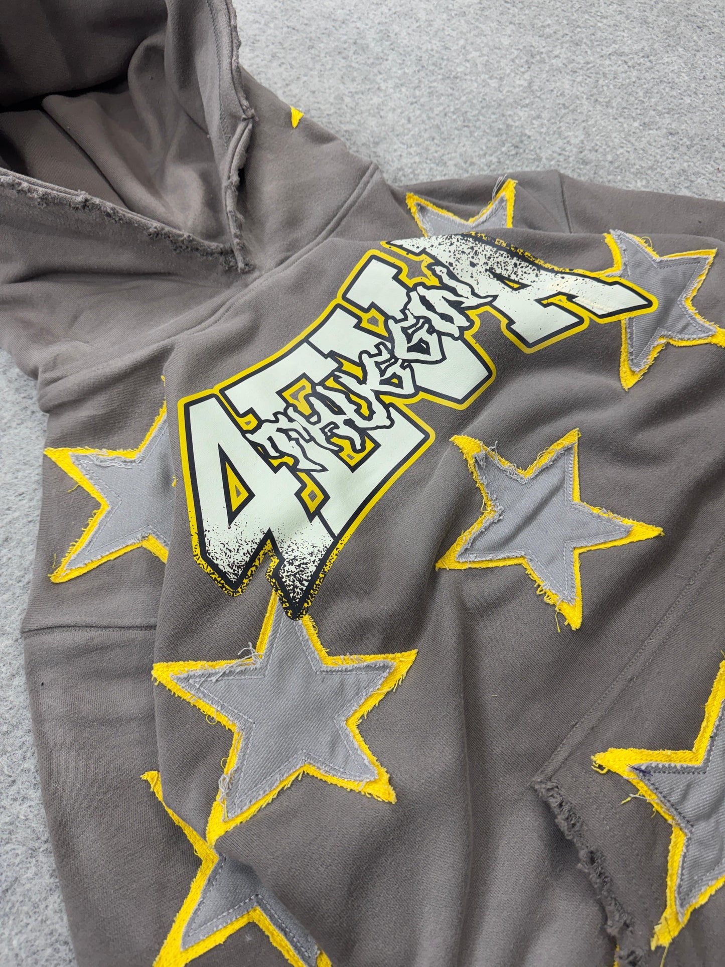 Starred appliqué sweatsuit
