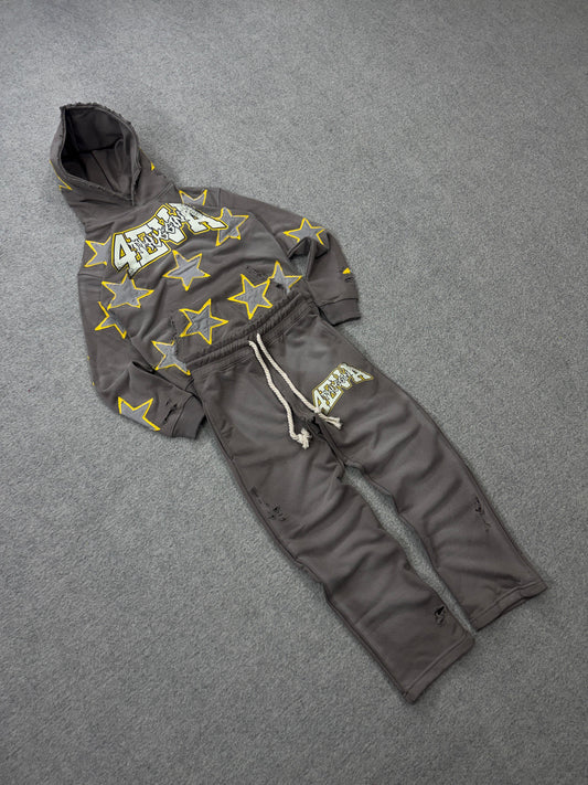 Starred appliqué sweatsuit