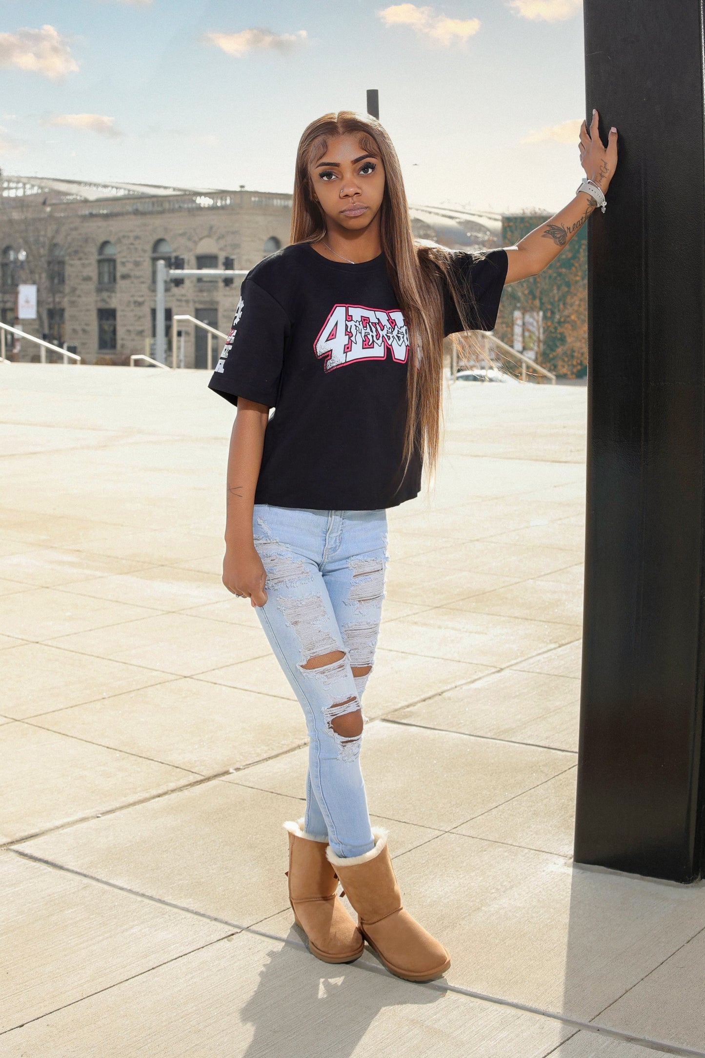 4evaThuggin “cropped” T-shirt